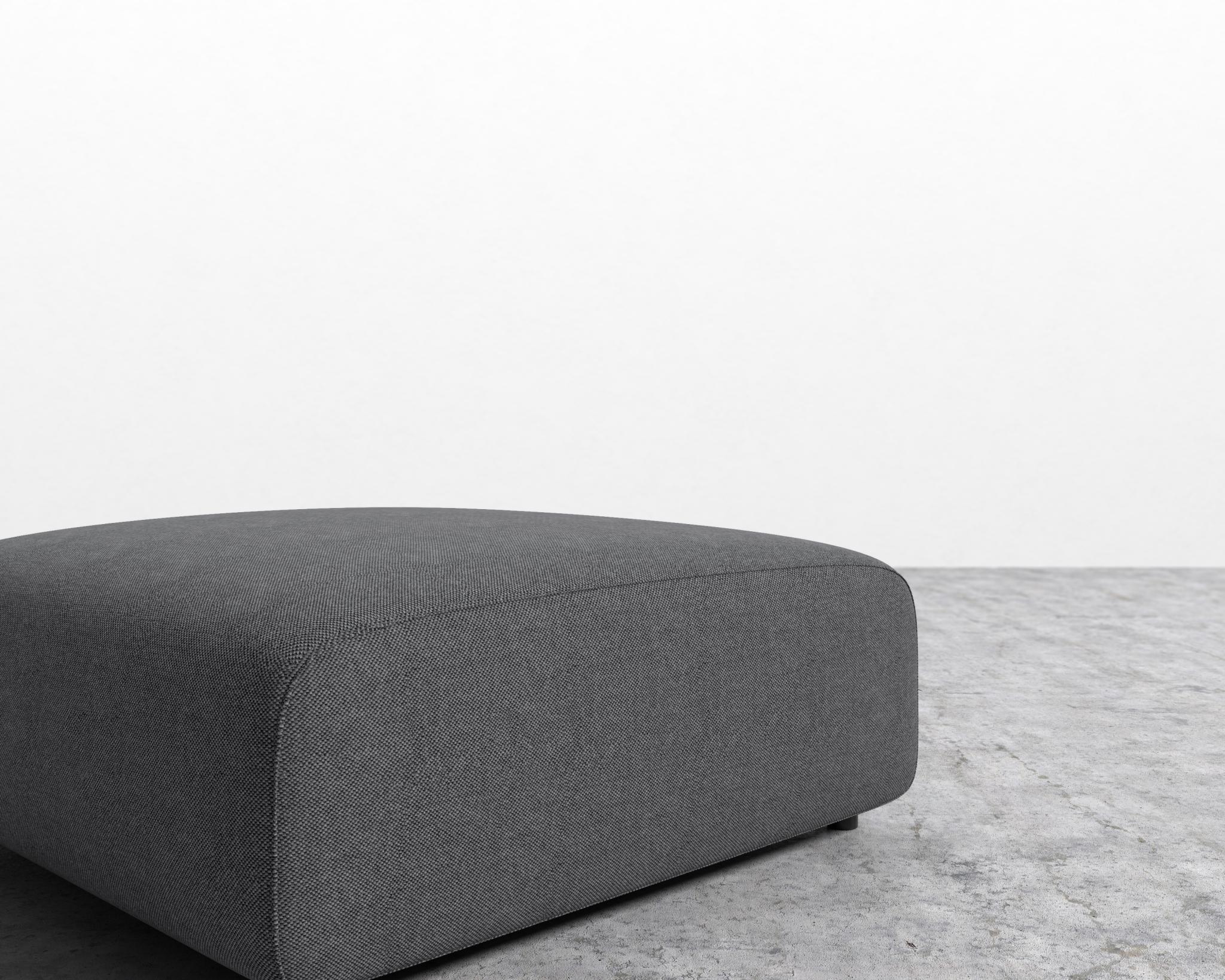 Arya Ottoman - Image 6