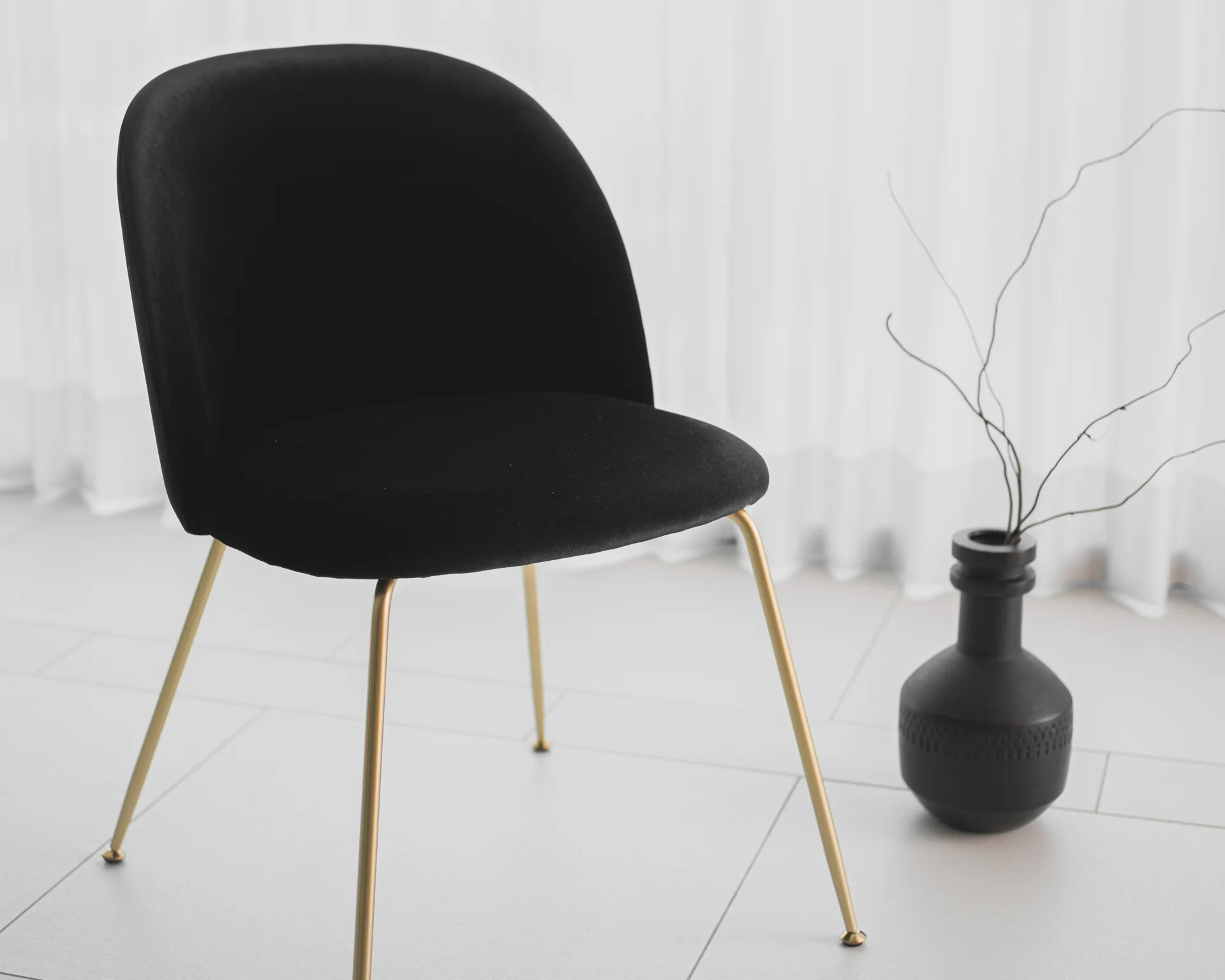 Iris Chair - Image 3