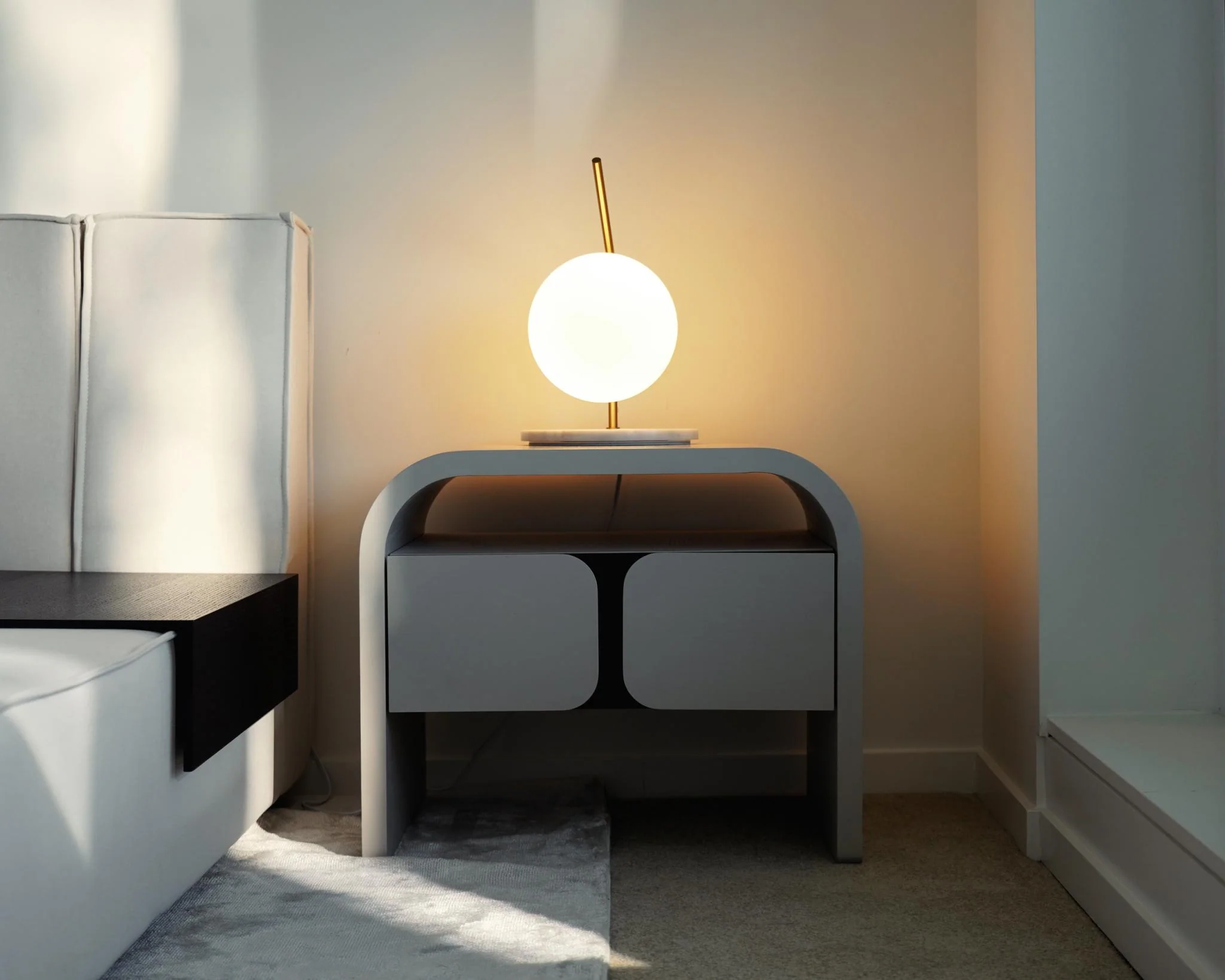 Iris Table Lamp - Low - Image 11